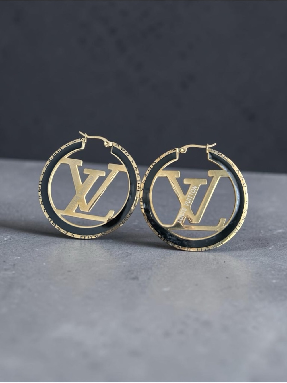 Louis Vuitton Black and Gold Signature Hoop Earrings-fashion jewelry - Picture 5 of 10